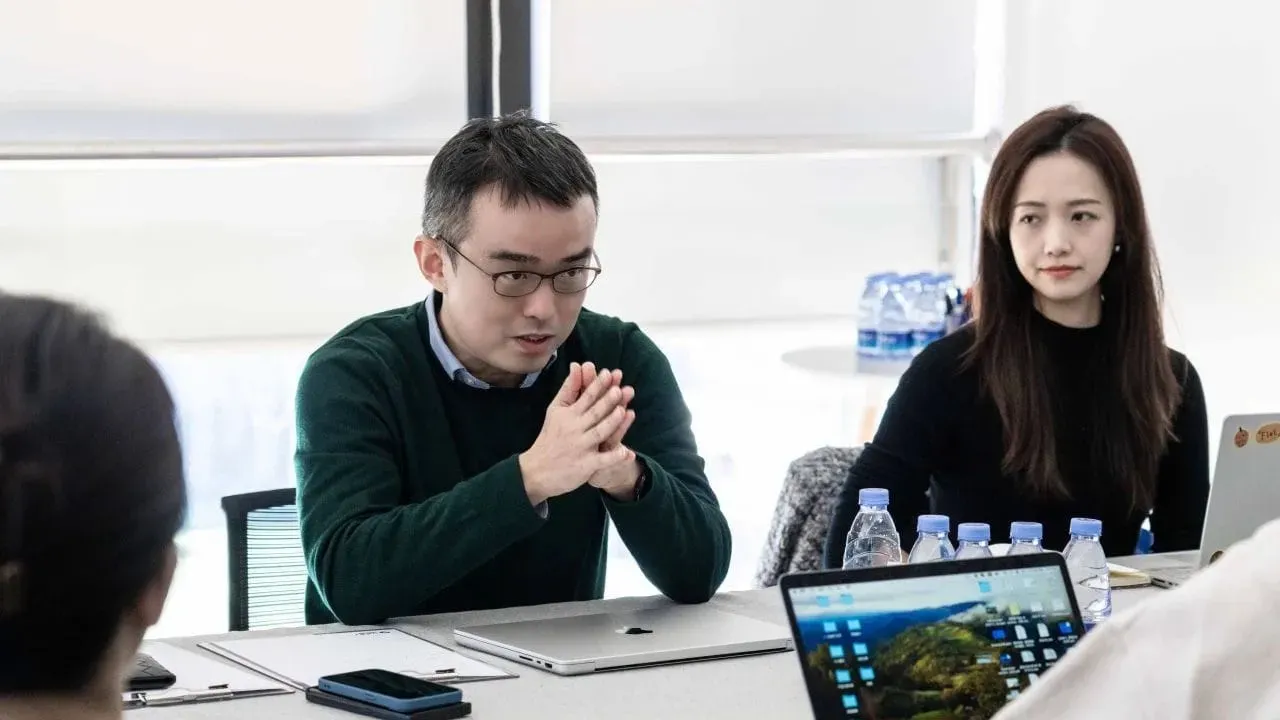 Anthony Lu & Catherine Gao